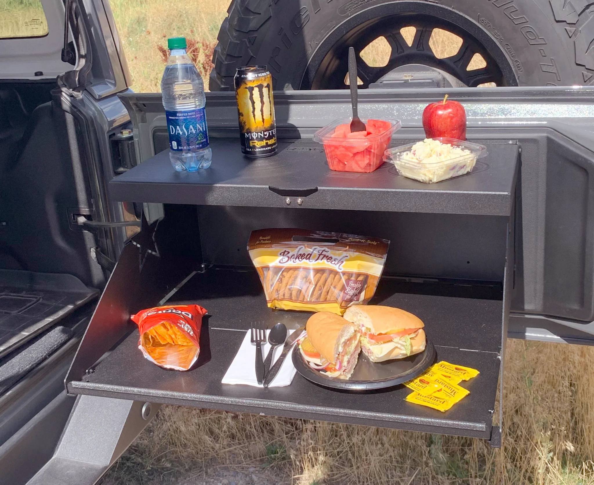 Rock Slide Engineering - Tailgate Table - Image 13